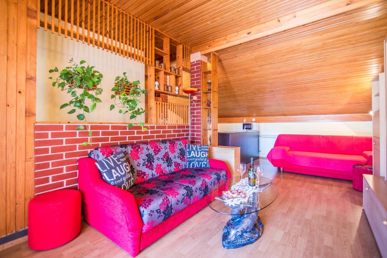 Apartment Vesna Ровин Екстериор снимка