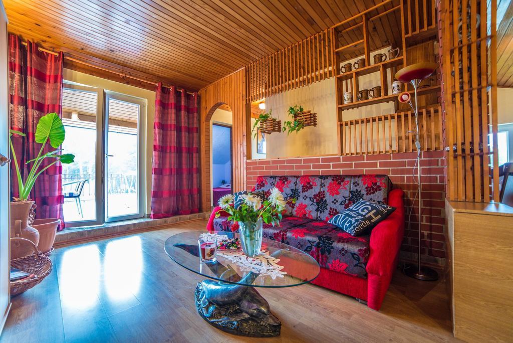 Apartment Vesna Ровин Екстериор снимка